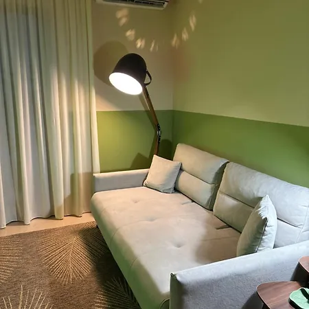 Frog House - Plazh, * Durrës