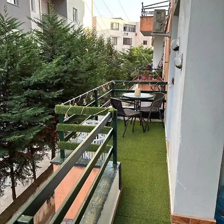 Frog House - Plazh, * דורס